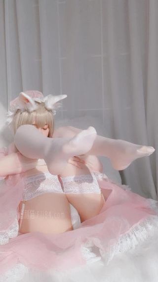 修业魔女璐璐萌