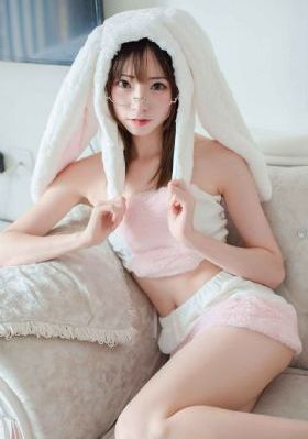 远古粗壮h灌满3p