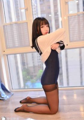 两男一马