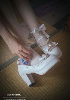 小舞3d被吸乳羞羞在线观看