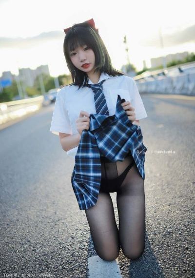 蔷薇风暴高清免费版下载